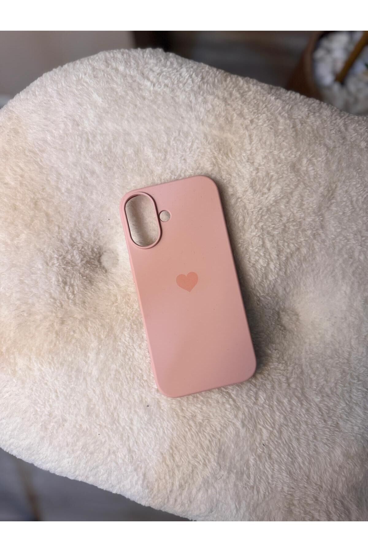 İphone 17 Uyumlu İçi Kadife Leke Tutmaz Premiım Kalp Logolu Tasarım Telefon Kılıfı