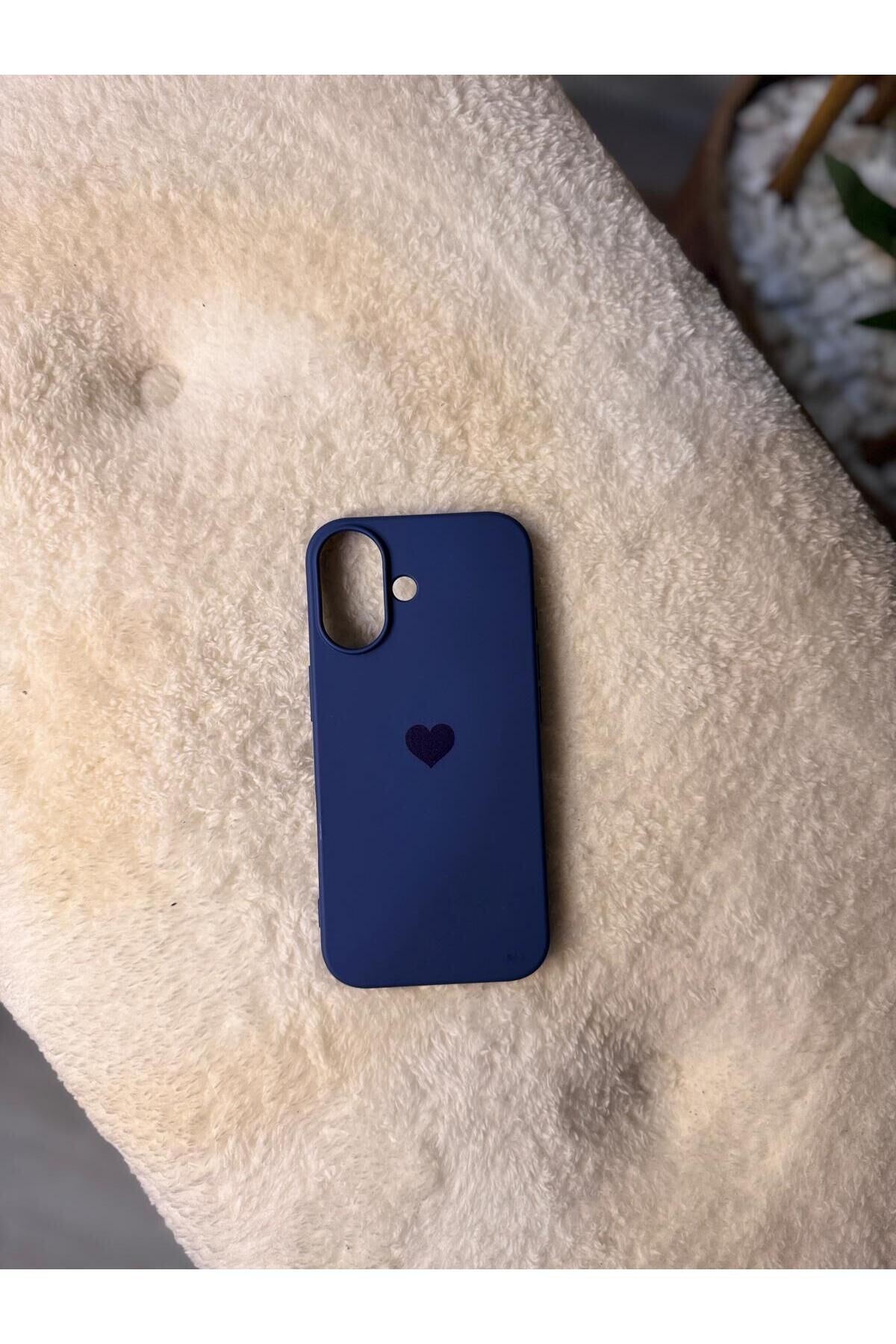 İphone 17 Uyumlu İçi Kadife Leke Tutmaz Premiım Kalp Logolu Tasarım Telefon Kılıfı